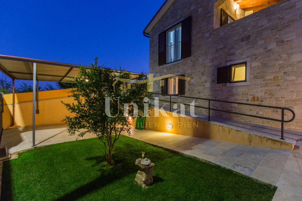 Casa con splendida vista - Vižinada